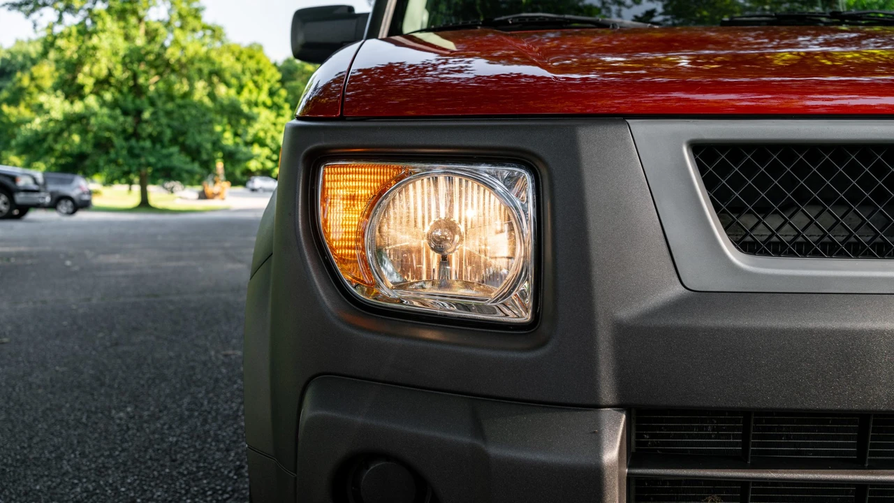 2005 Honda Element - Image 11 of 31