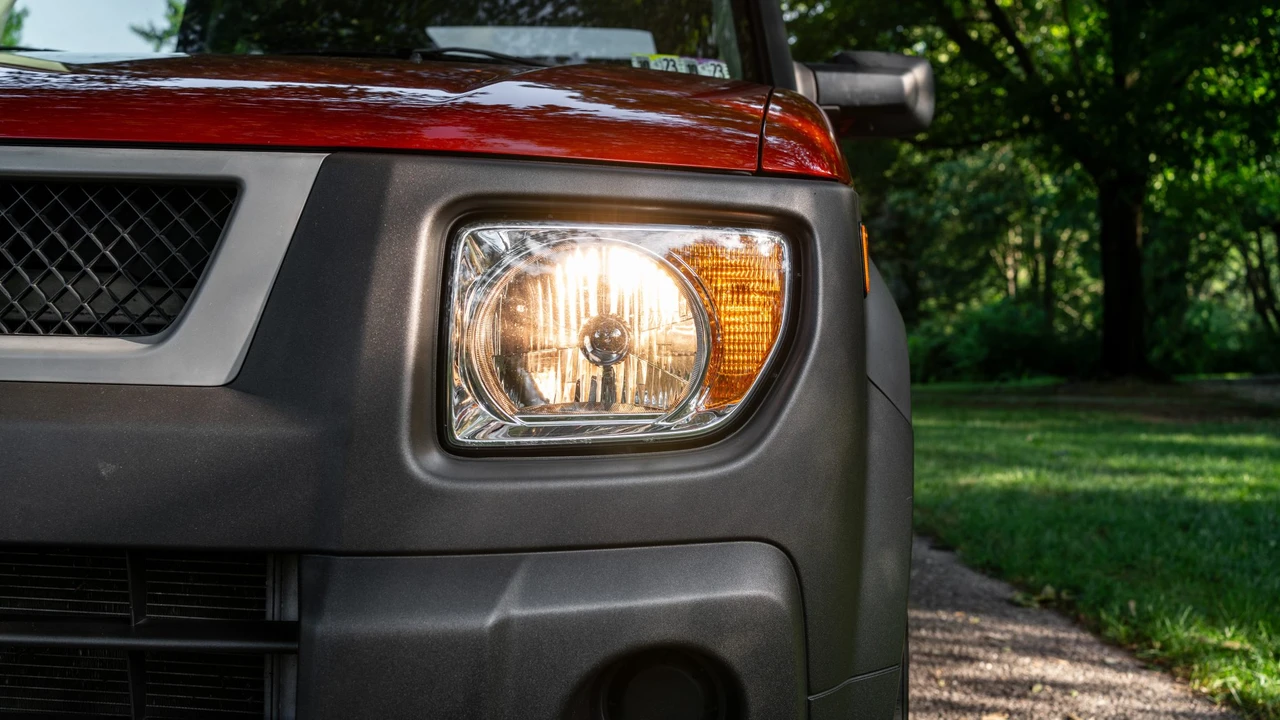 2005 Honda Element - Image 13 of 31