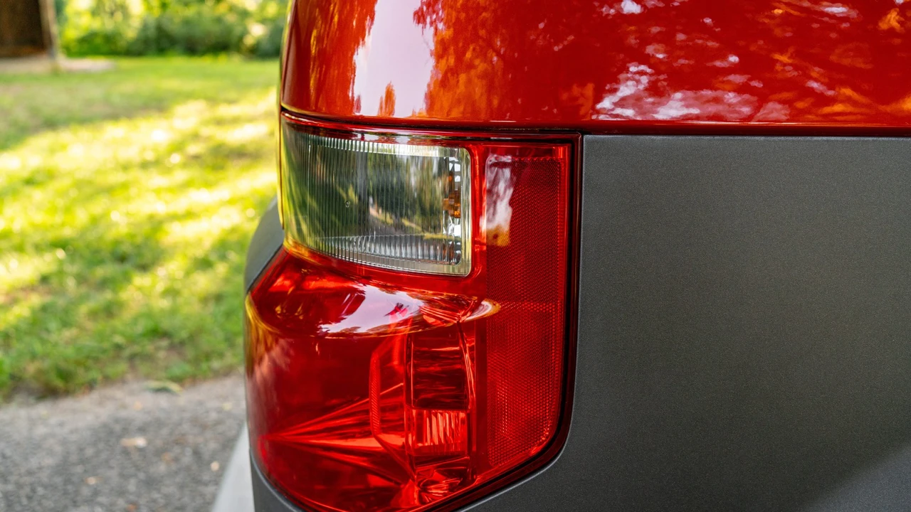 2005 Honda Element - Image 29 of 31