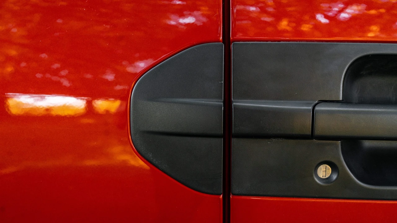 2005 Honda Element - Image 24 of 31
