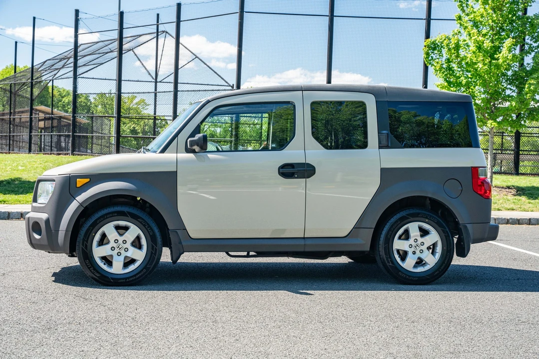 2005 Honda Element - Image 24 of 31
