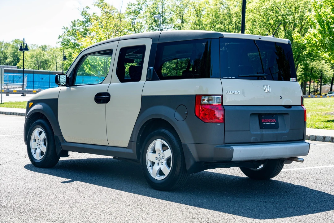 2005 Honda Element - Image 20 of 31