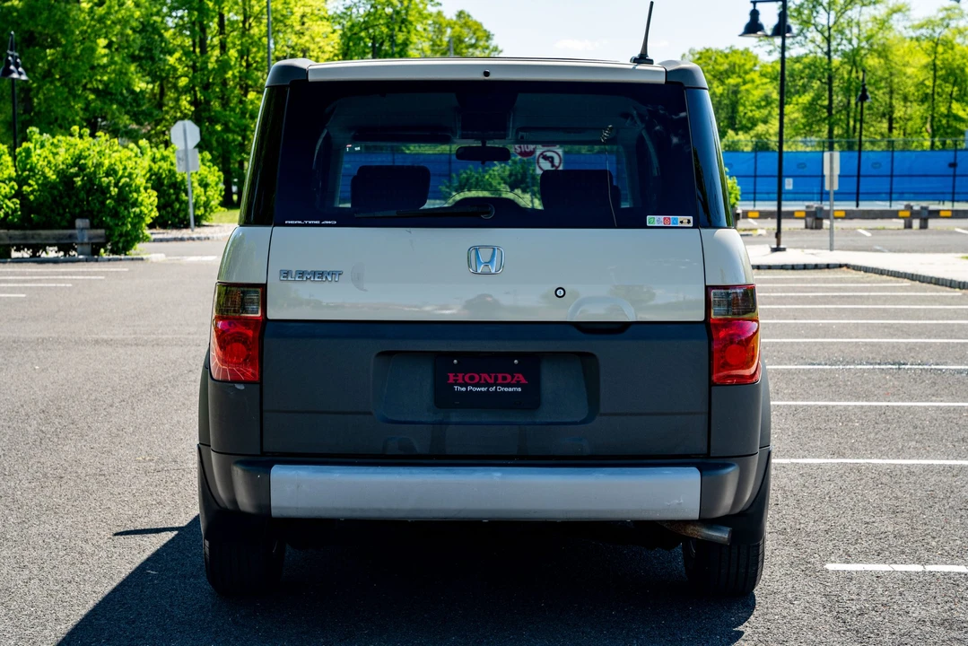 2005 Honda Element - Image 17 of 31