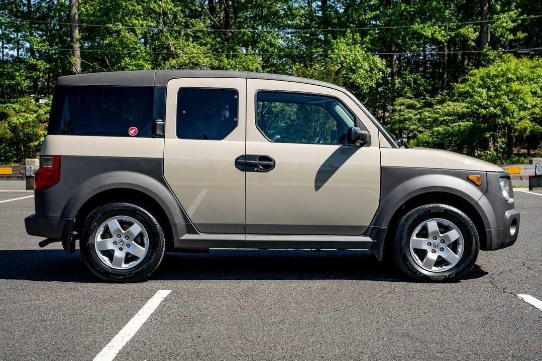2005 Honda Element - Image 12 of 31