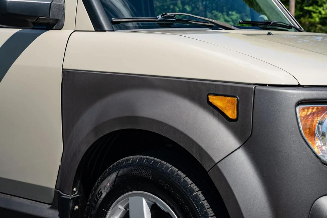 2005 Honda Element - Image 30 of 31