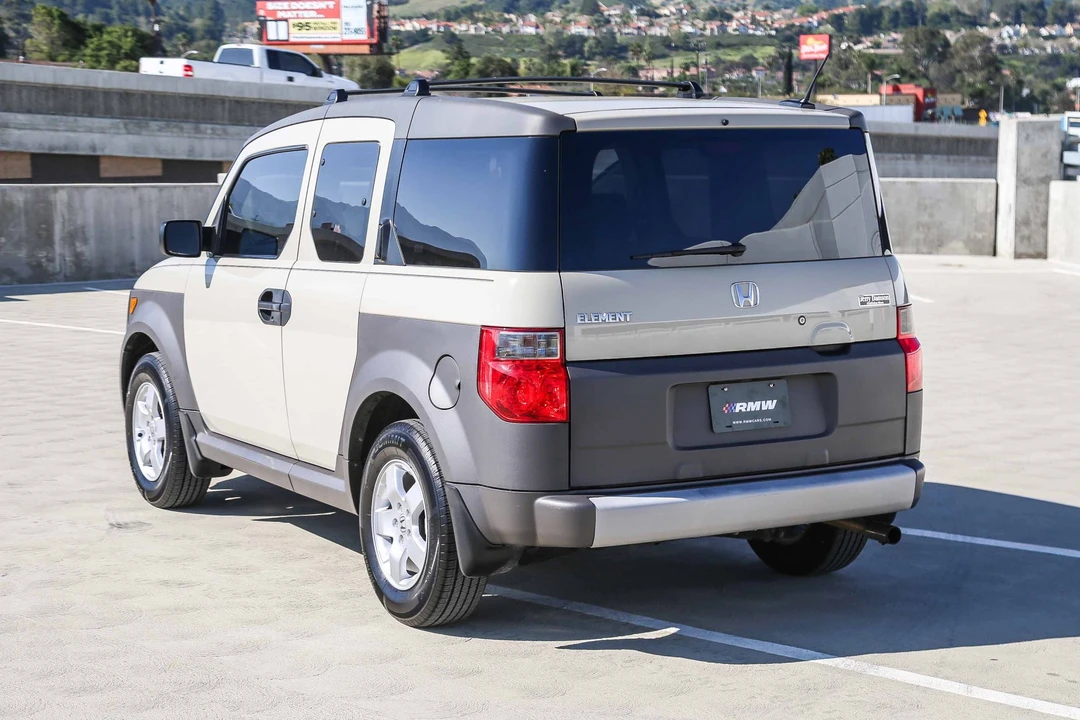 2005 Honda Element - Image 17 of 31