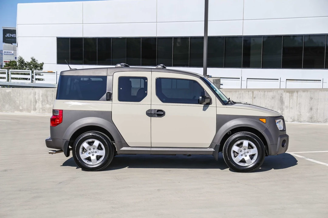 2005 Honda Element - Image 25 of 31
