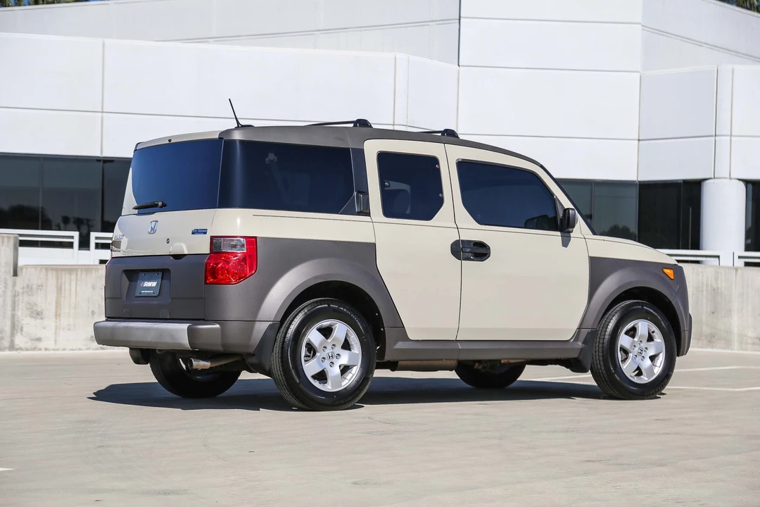 2005 Honda Element - Image 24 of 31