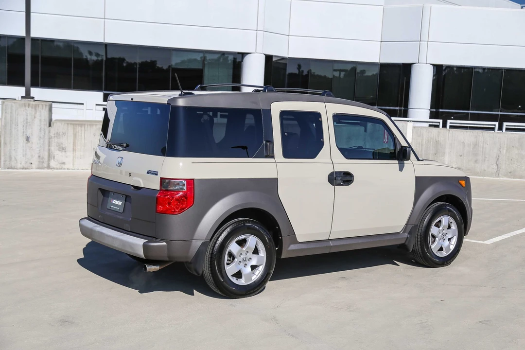 2005 Honda Element - Image 23 of 31