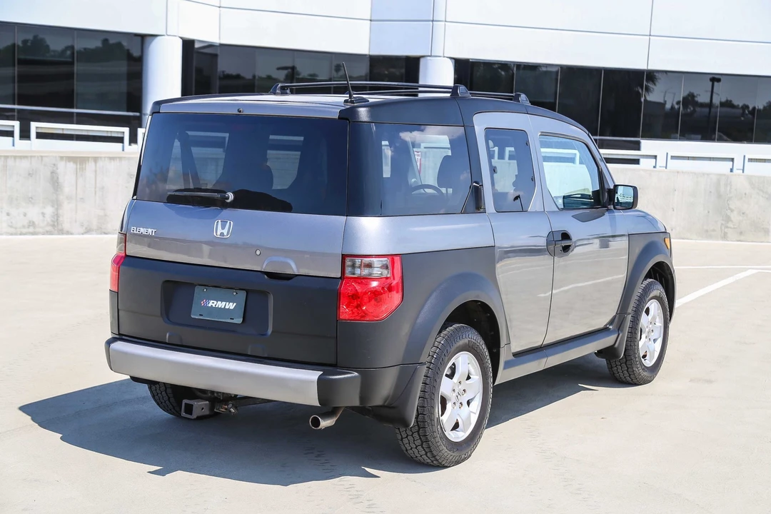 2005 Honda Element - Image 19 of 31