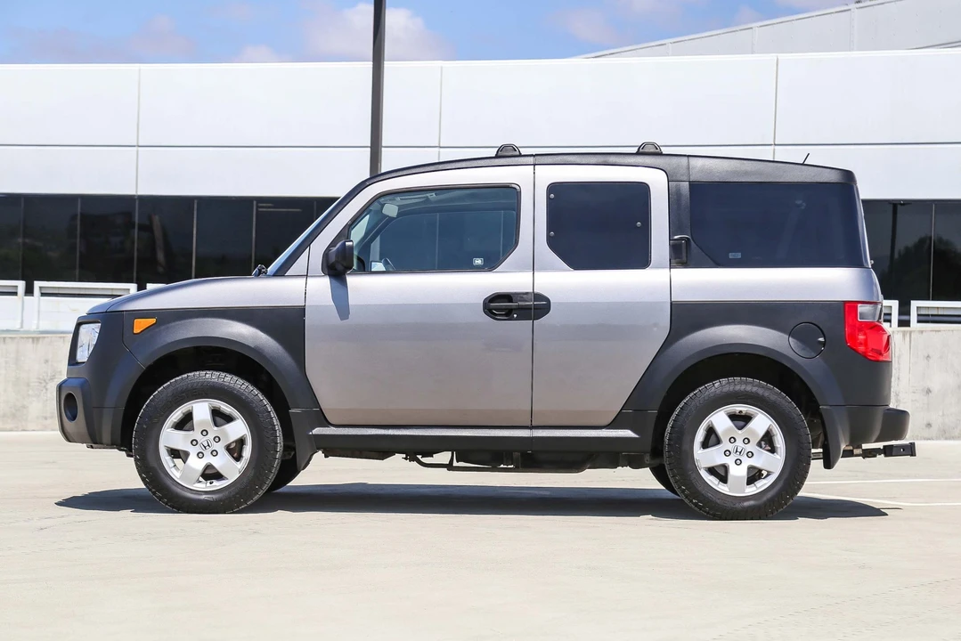 2005 Honda Element - Image 11 of 31