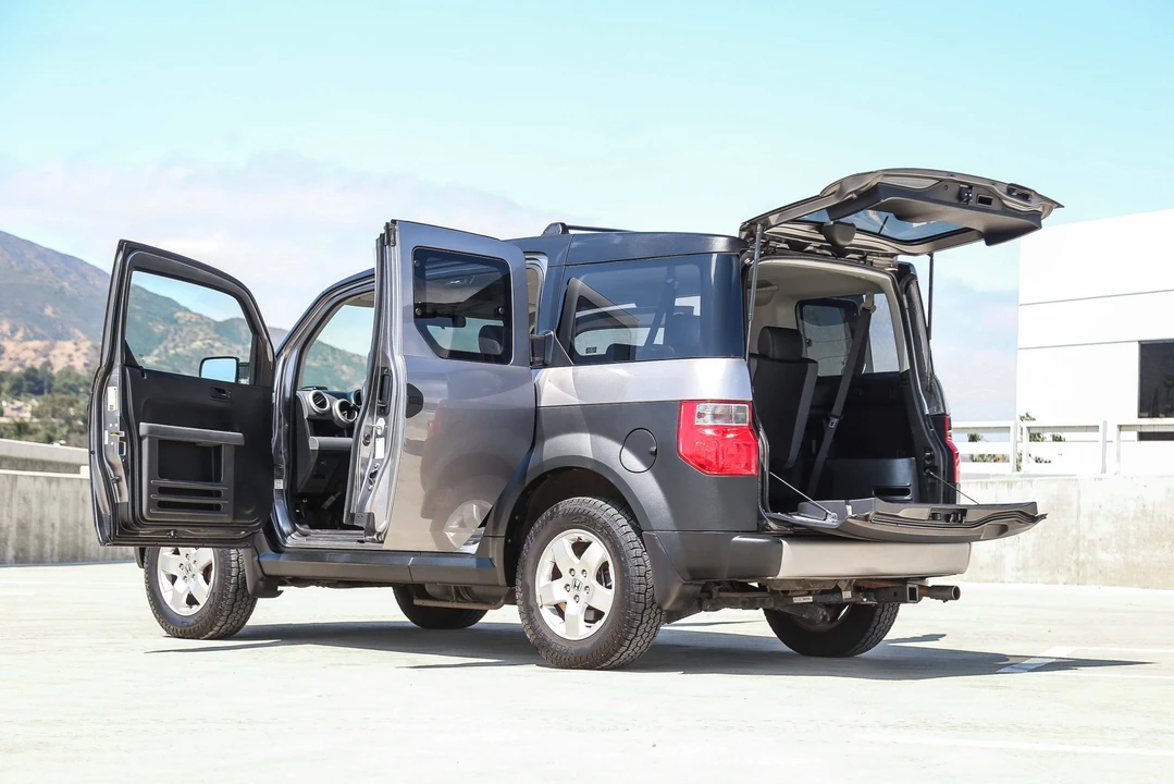 2005 Honda Element - Image 30 of 31
