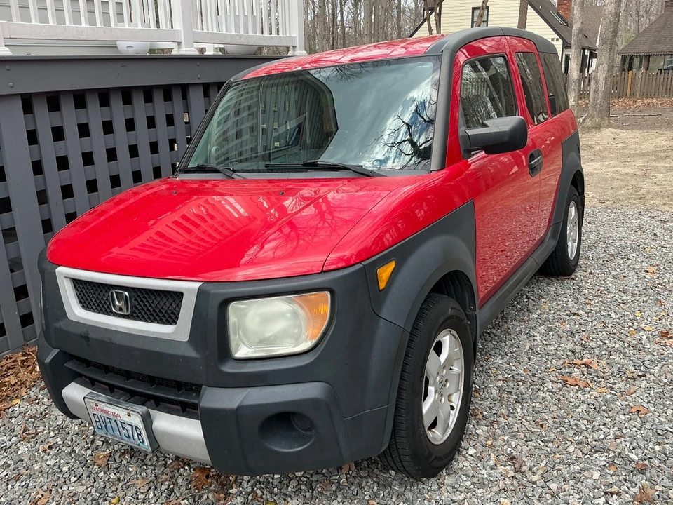 2005 Honda Element - Image 2 of 21