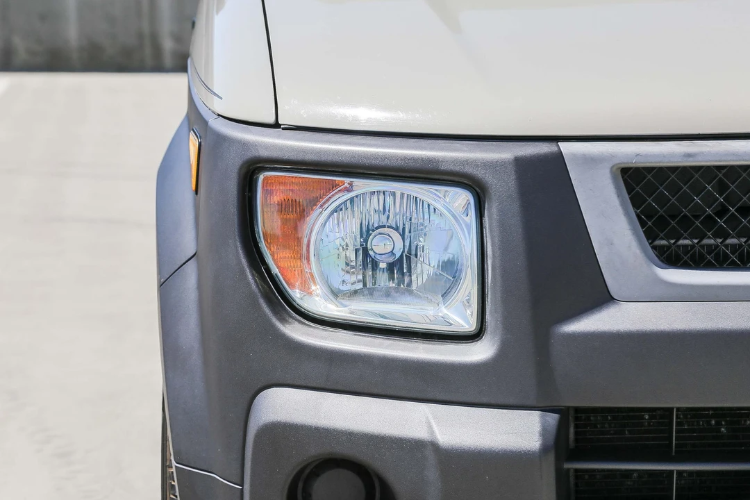 2005 Honda Element - Image 21 of 31