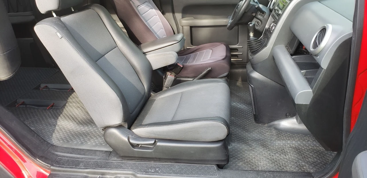 2005 Honda Element - Image 9 of 20