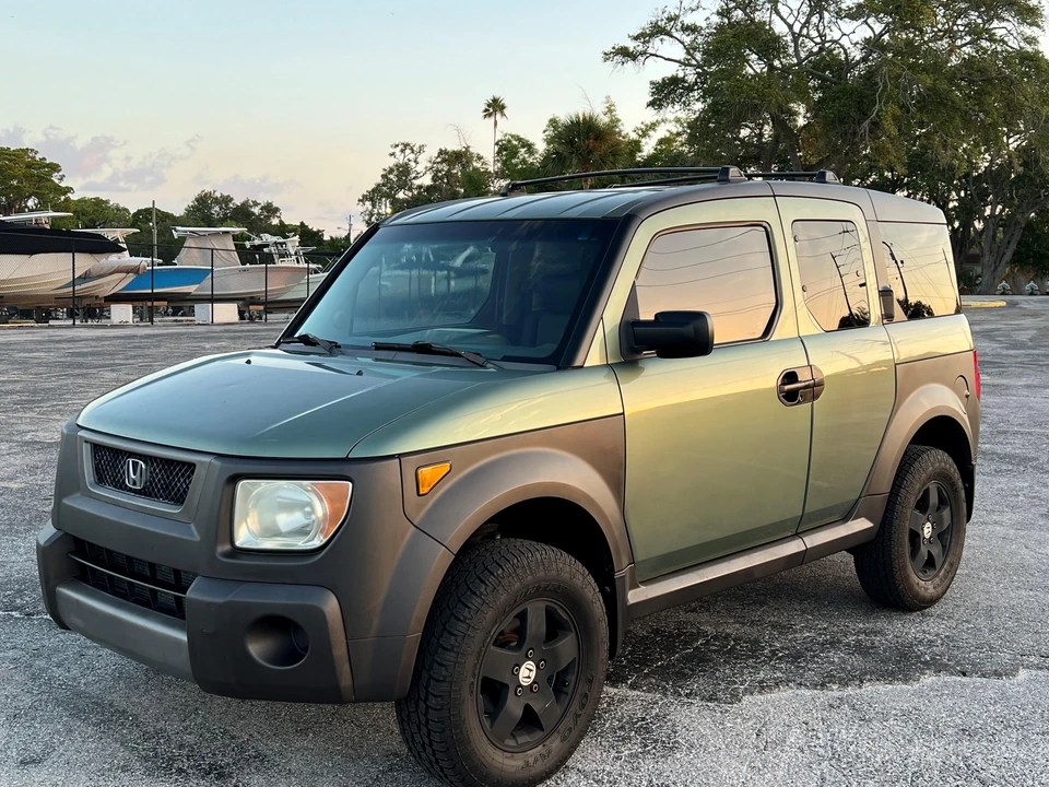 2005 Honda Element - Image 10 of 31
