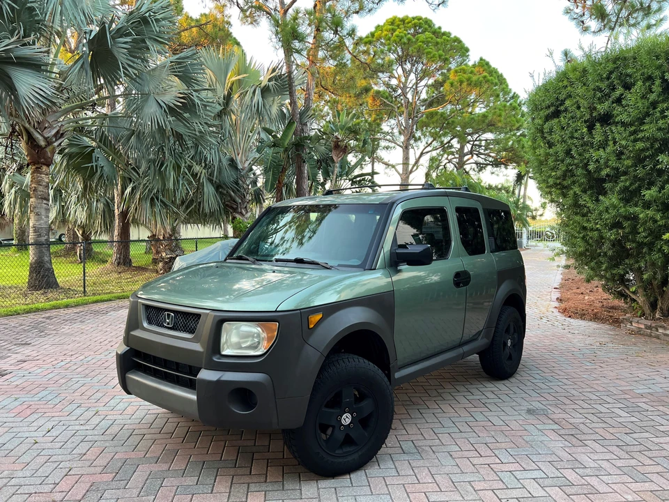 2005 Honda Element - Image 9 of 31