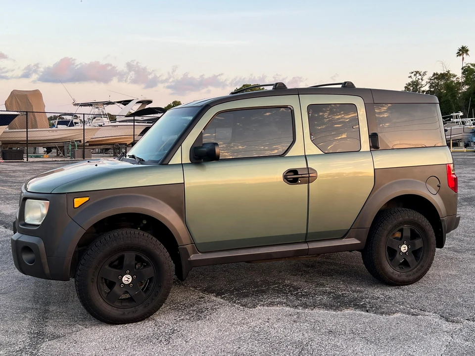 2005 Honda Element - Image 16 of 31