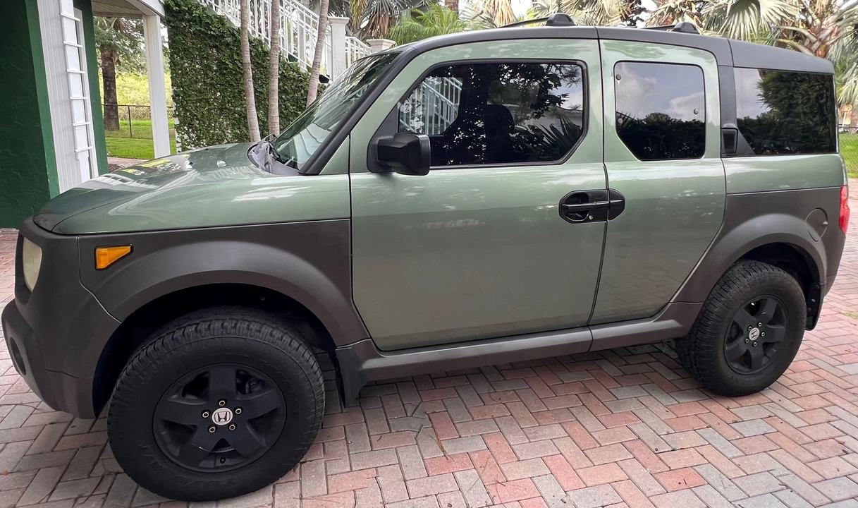 2005 Honda Element - Image 14 of 31