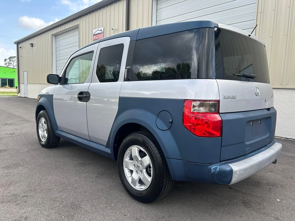 2005 Honda Element - Image 12 of 31
