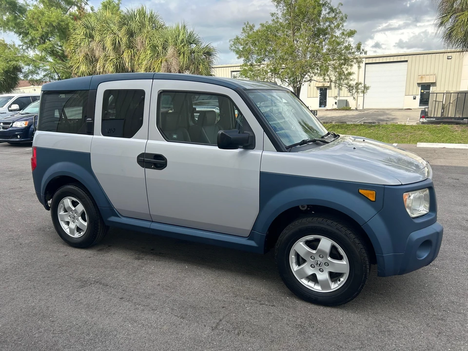 2005 Honda Element - Image 20 of 31