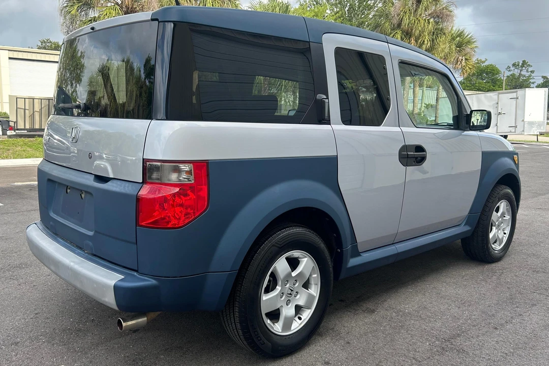 2005 Honda Element - Image 4 of 31