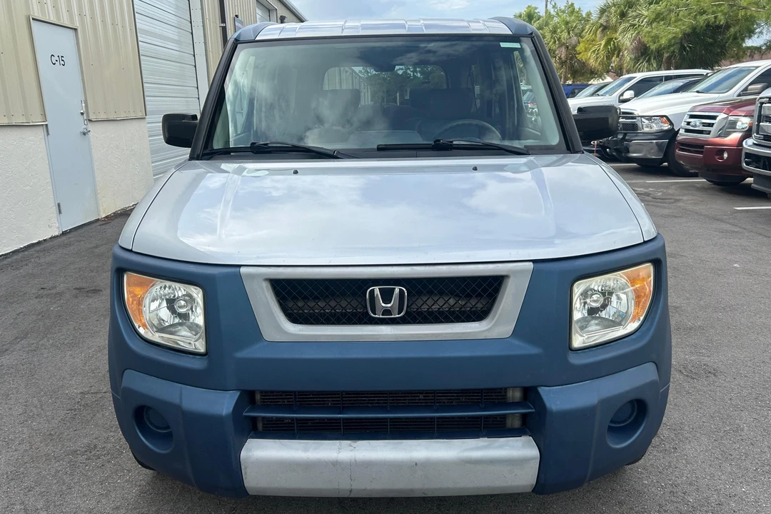 2005 Honda Element - Image 2 of 31