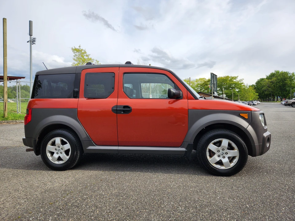 2005 Honda Element - Image 18 of 31