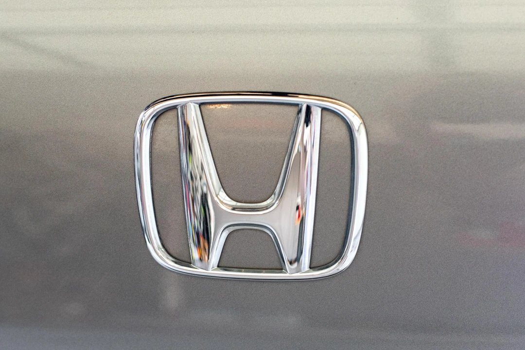 2005 Honda Element - Image 17 of 31