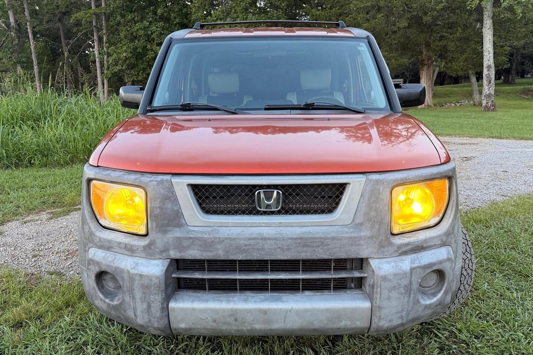 2005 Honda Element - Image 2 of 31