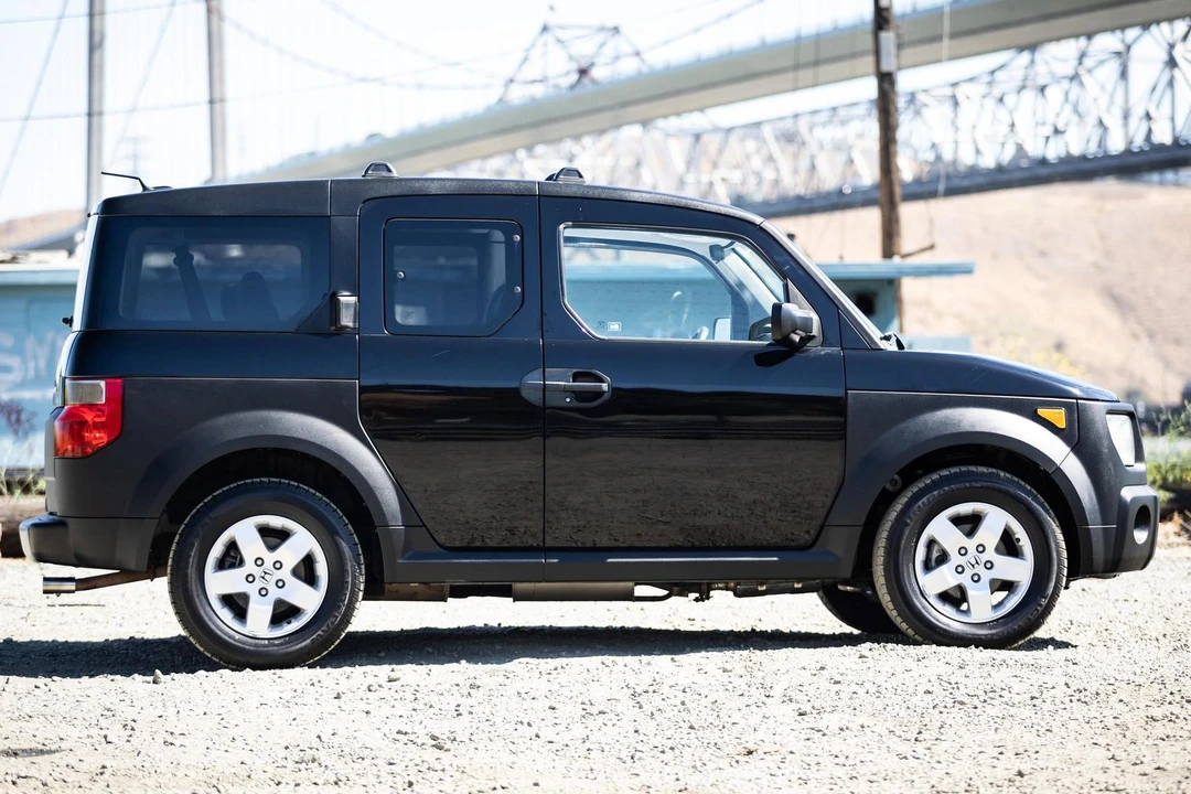 2005 Honda Element - Image 3 of 31
