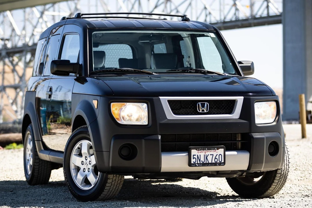 2005 Honda Element - Image 2 of 31