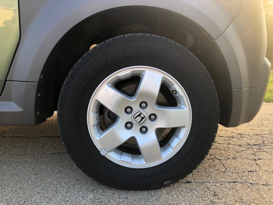 2005 Honda Element - Image 24 of 31
