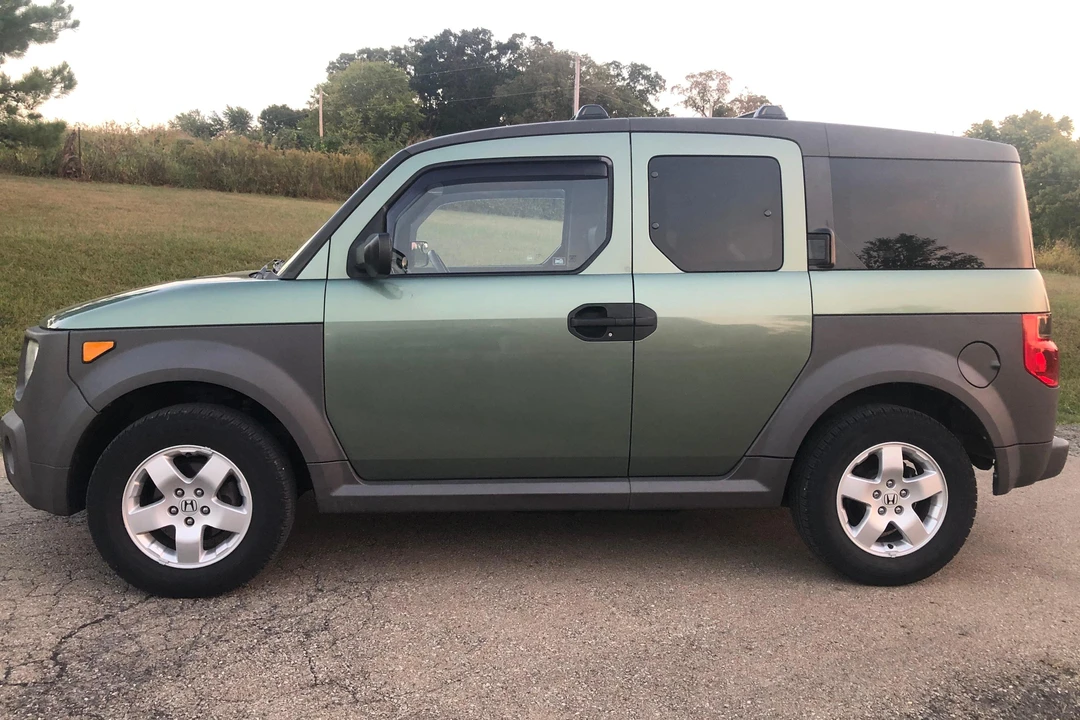2005 Honda Element - Image 3 of 31