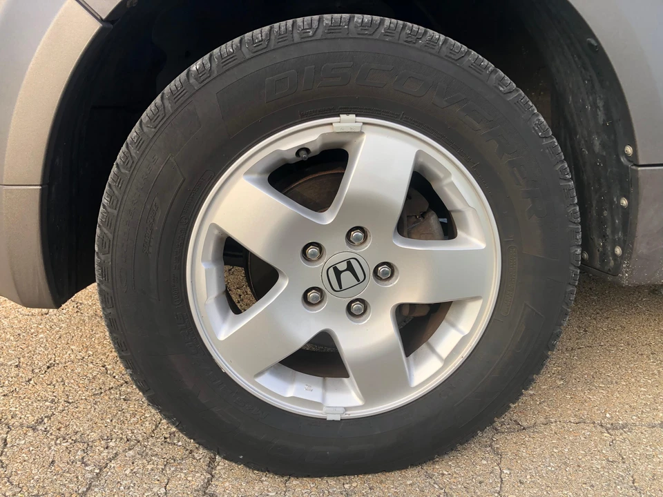 2005 Honda Element - Image 21 of 31