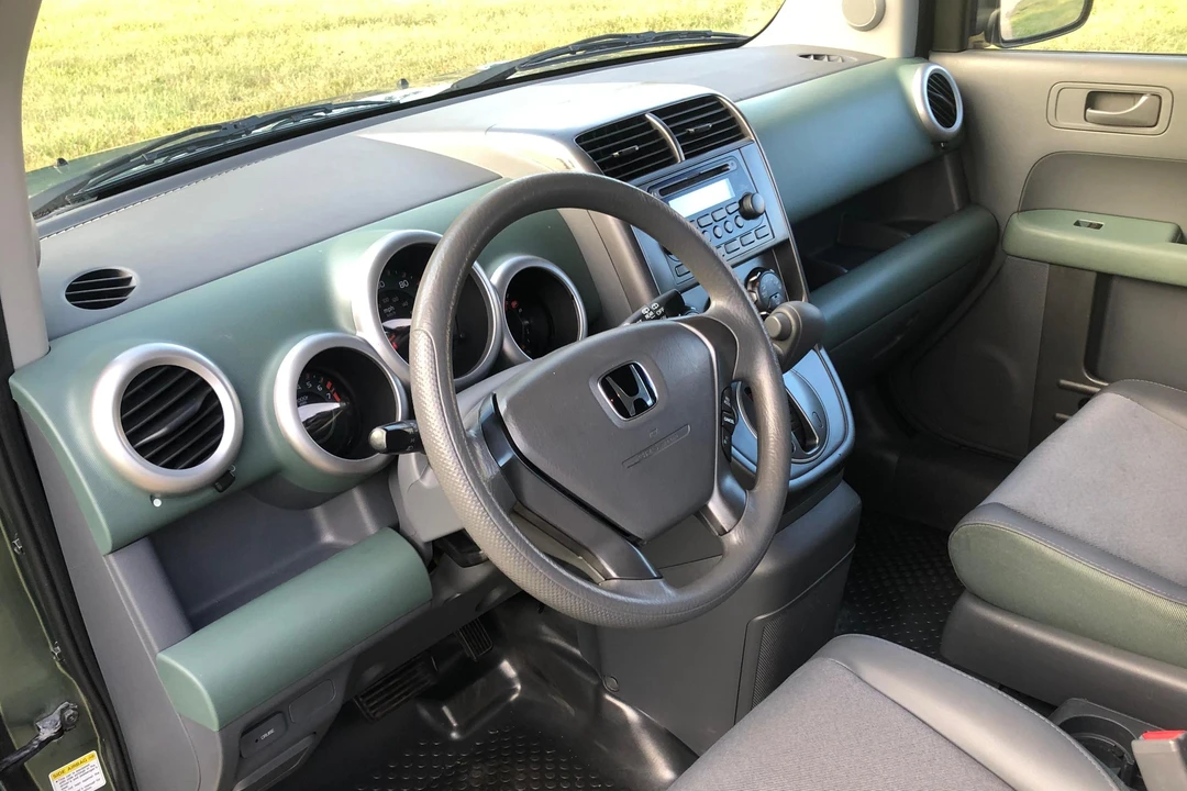2005 Honda Element - Image 25 of 31