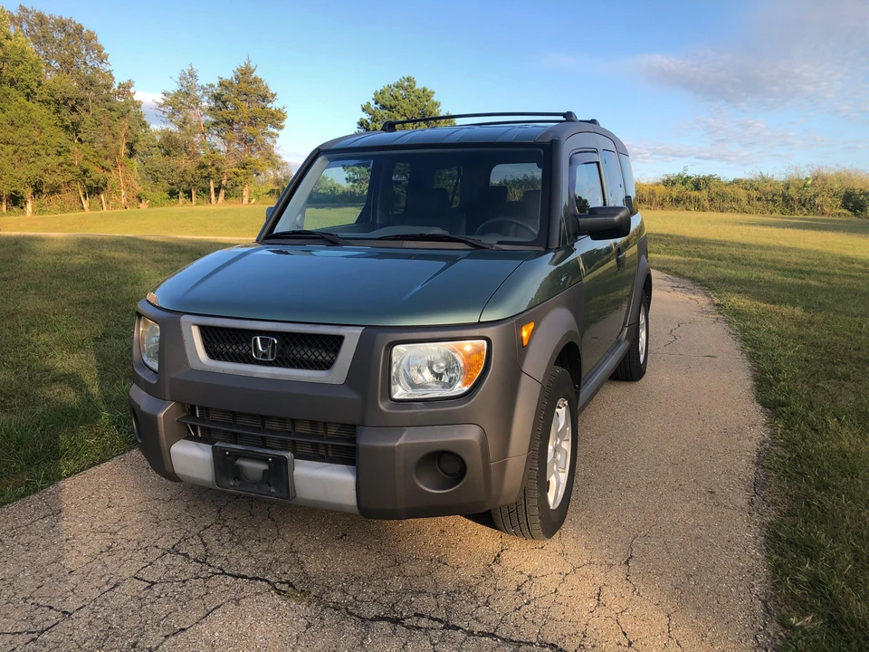 2005 Honda Element - Image 7 of 31