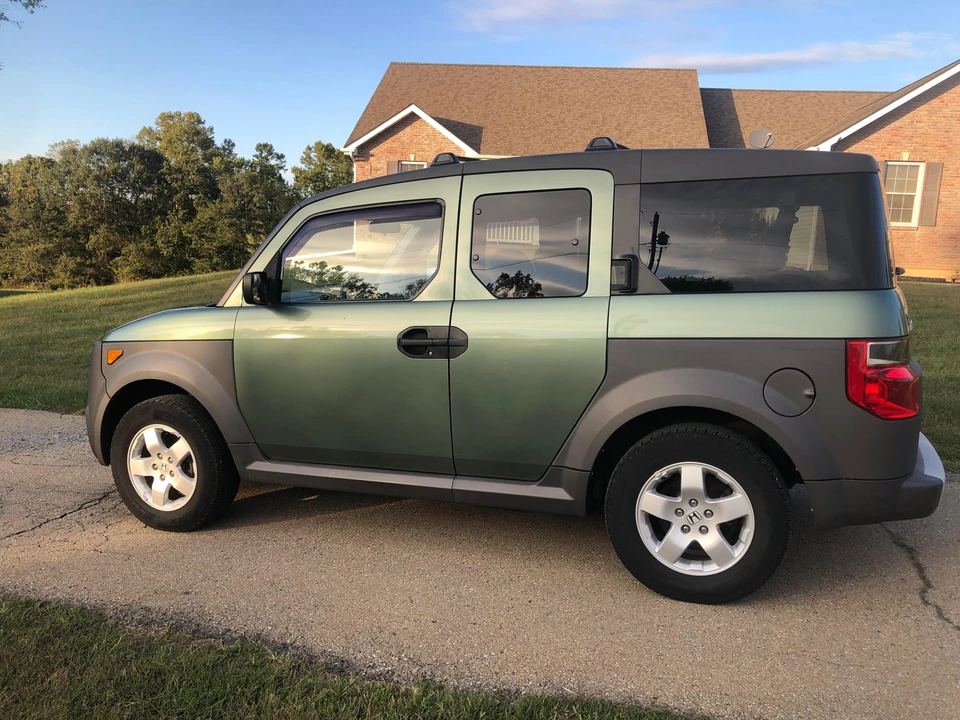 2005 Honda Element - Image 10 of 31