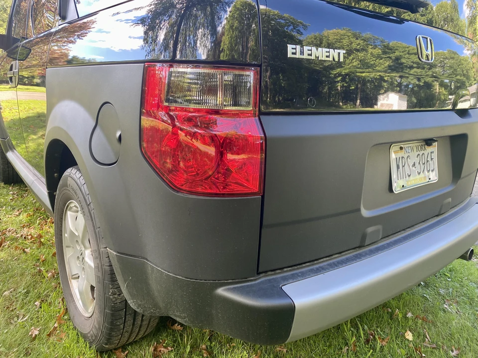 2005 Honda Element - Image 23 of 31