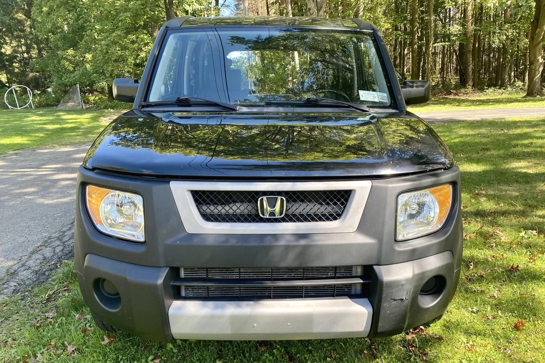 2005 Honda Element - Image 2 of 31