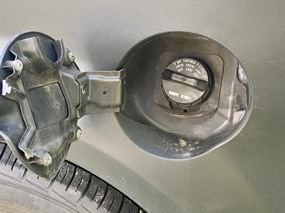 2005 Honda Element - Image 21 of 31