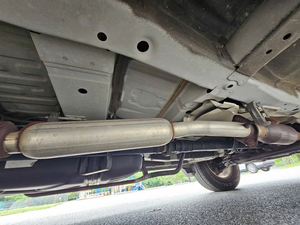 2005 Honda Element - Image 19 of 20