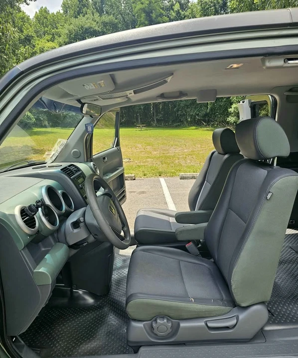 2005 Honda Element - Image 8 of 20