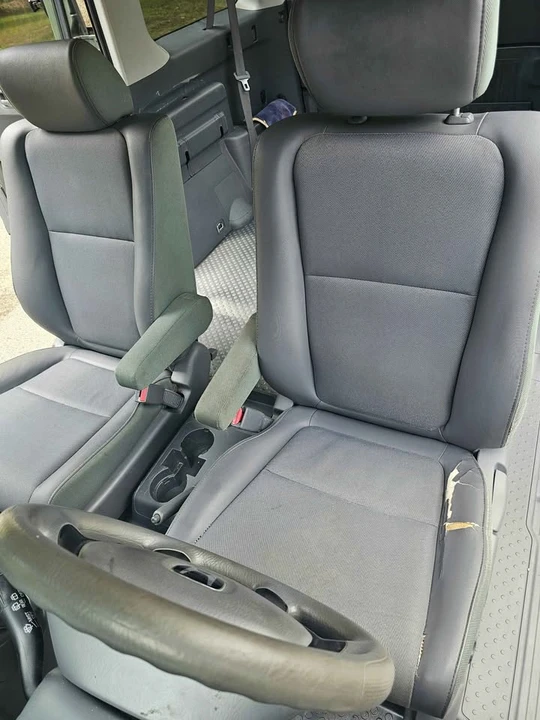 2005 Honda Element - Image 9 of 20