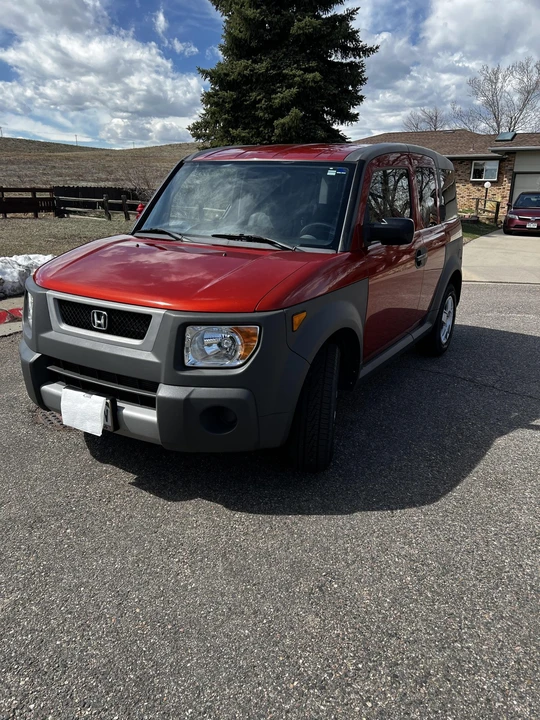 2005 Honda Element - Image 2 of 31