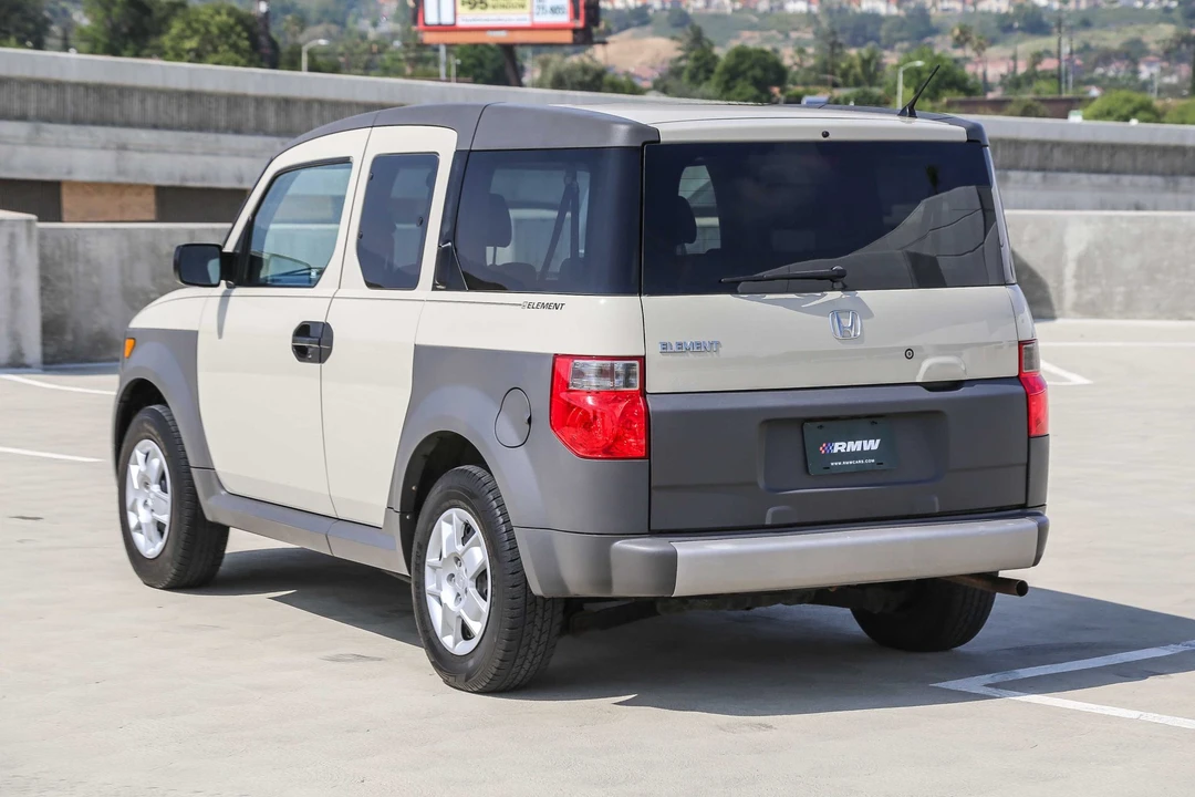 2005 Honda Element - Image 10 of 31