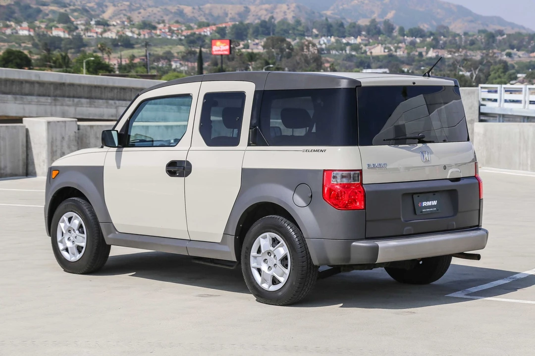 2005 Honda Element - Image 9 of 31