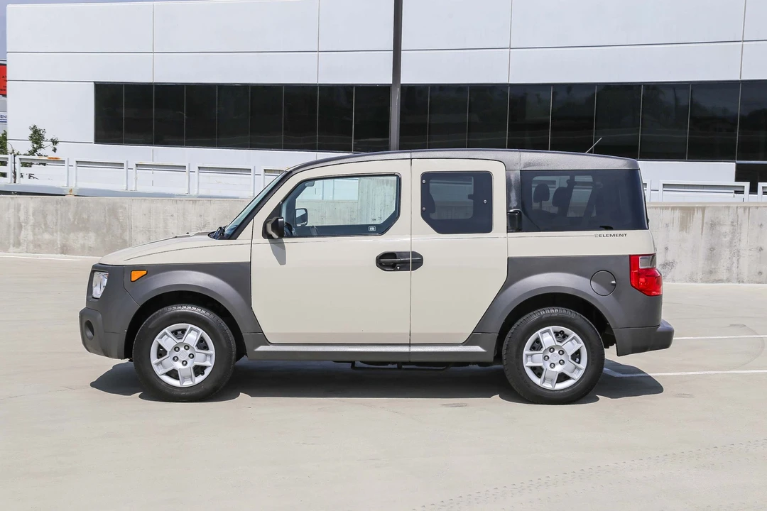 2005 Honda Element - Image 6 of 31
