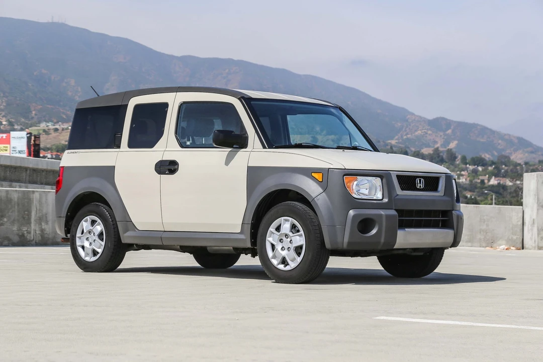 2005 Honda Element - Image 20 of 31