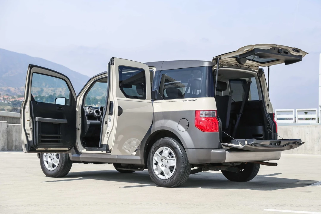 2005 Honda Element - Image 30 of 31